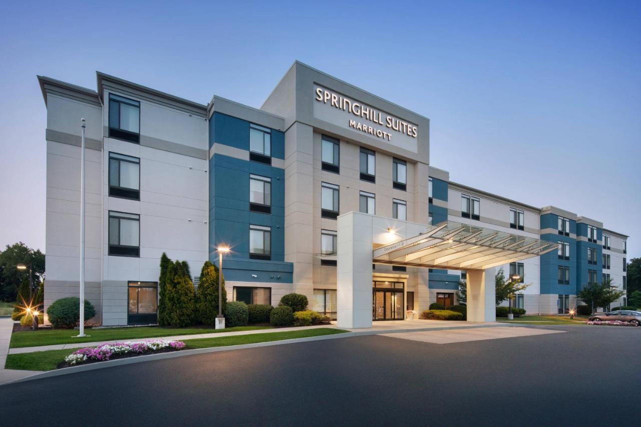 Springhill Suites Hartford Airport/Windsor Locks Dış mekan fotoğraf